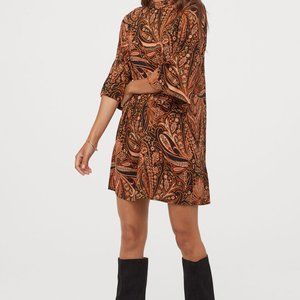 H&M: A-line Dress, Size 2 in Rust Paisley
